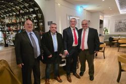 Περισσότερα...