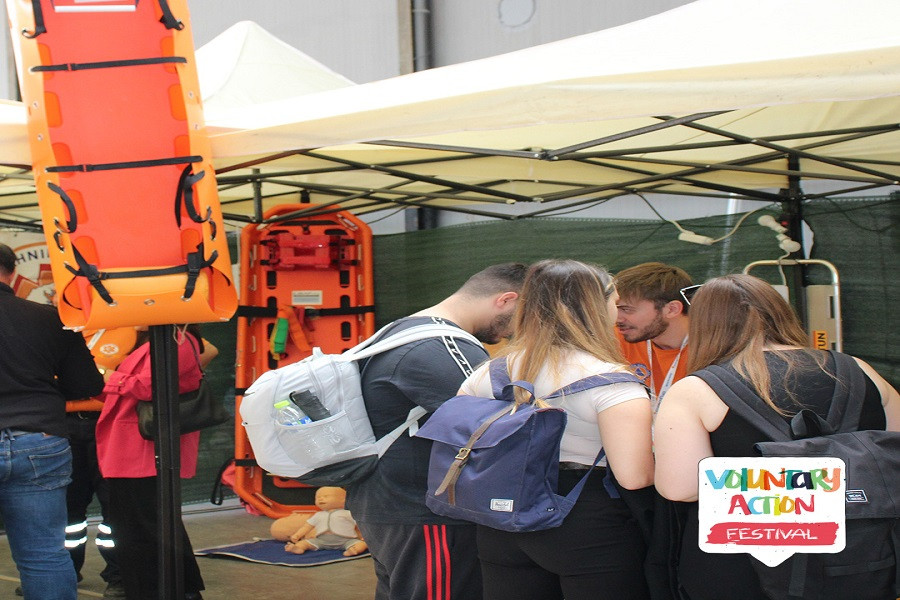 VoluntaryAction_4_n_002.jpg